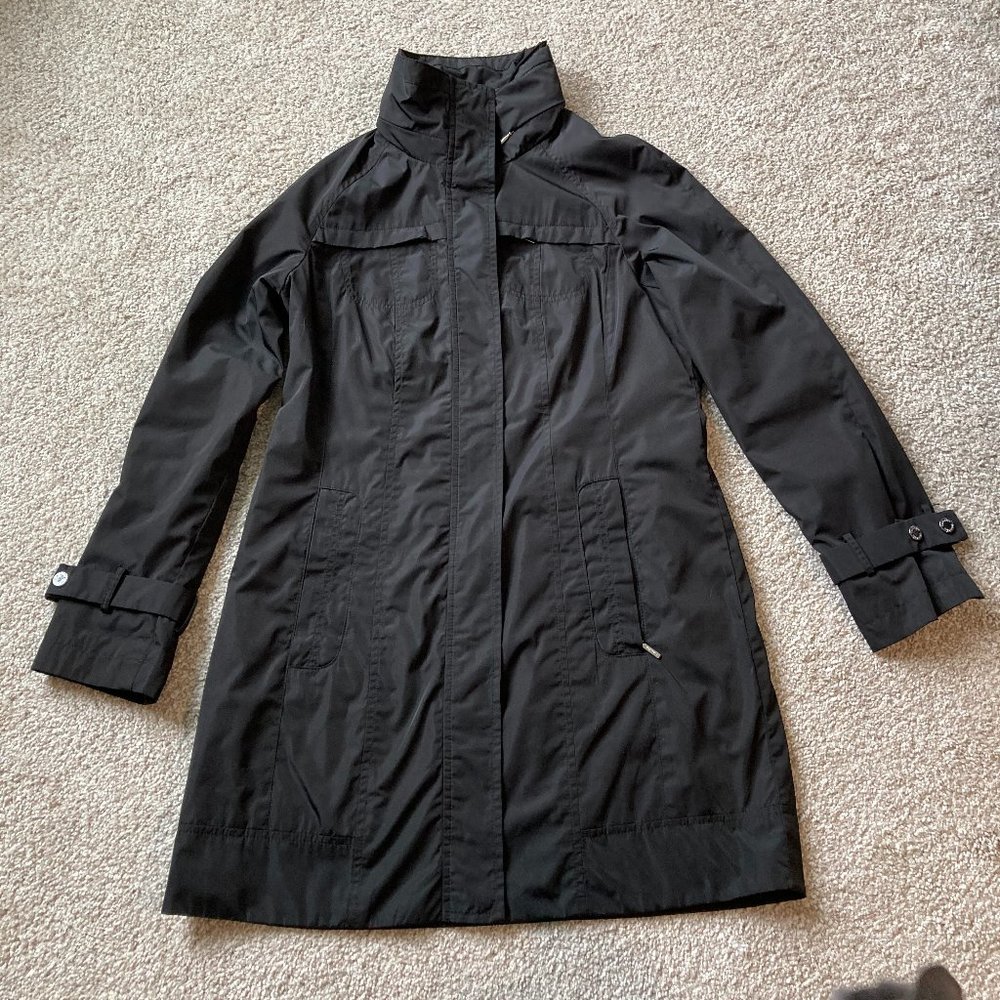 Calvin Klein Packable Rain Repellant Jacket